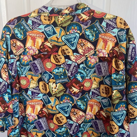 DisneyParks Disneyland Passport Collection Stamps Button Down Shirt Mens Sz XXL - Picture 7 of 16